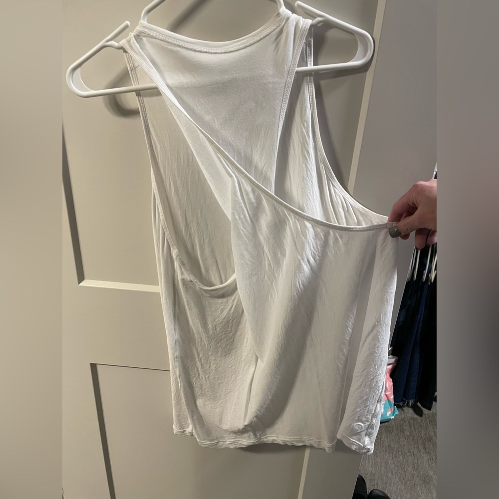Lululemon Element Tank - Picture 5 of 6